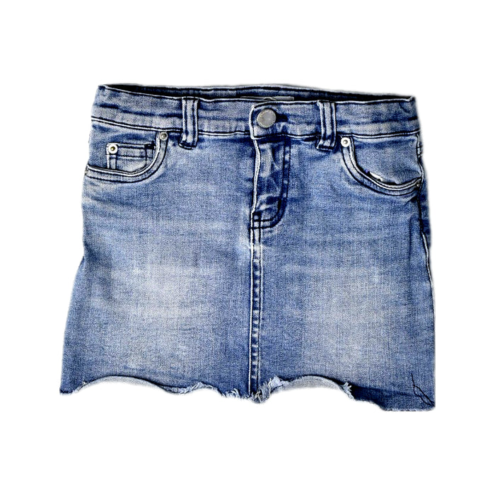 A Blue Short Skirts from Country Road in size 5T for girl. (Front View)