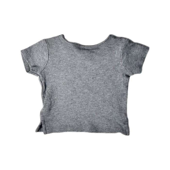 A Grey Short Sleeve Tops from Hunter + Boo in size 0-3M for neutral. (Back View)
