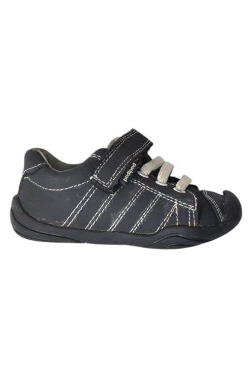 A Black Sneakers from pediped in size 12-18M for boy. (Front View)