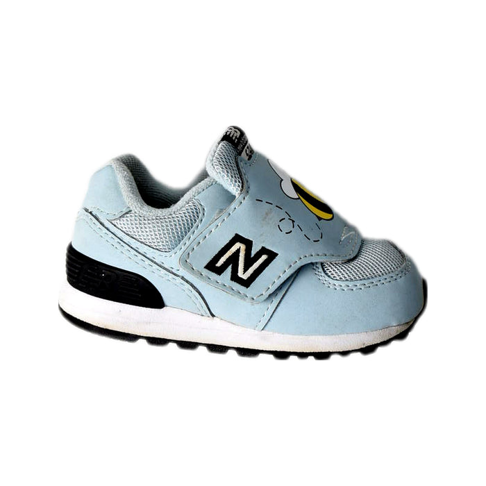 A Blue Sneakers from New Balance in size 12-18M for neutral. (Front View)