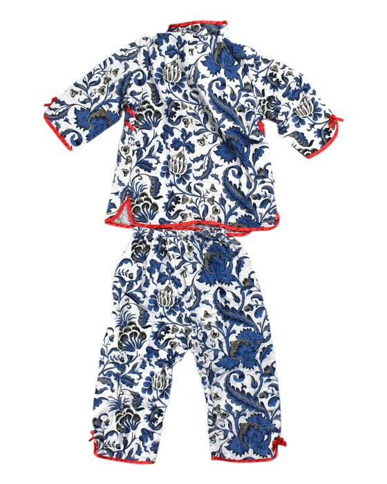 A Multicolour Pants Sets from Retykle in size 8Y for girl. (Back View)