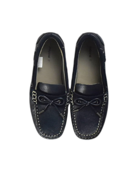 A Black Loafers & Moccasins from Mayoral in size 7Y for girl. (Back View)