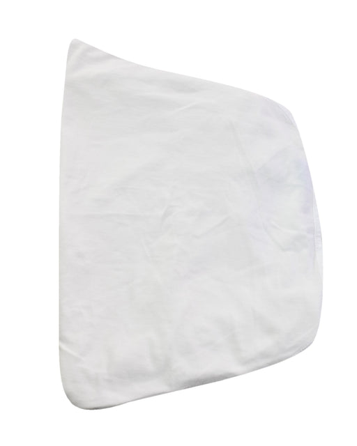 A White Swaddles from The Gro Company in size 0-3M for neutral. (Front View)