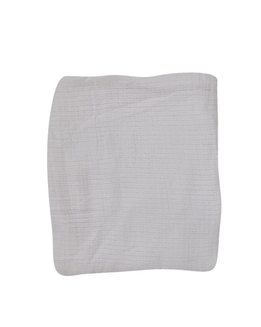 A White Swaddles from Aden & Anais in size O/S for neutral. (Front View)
