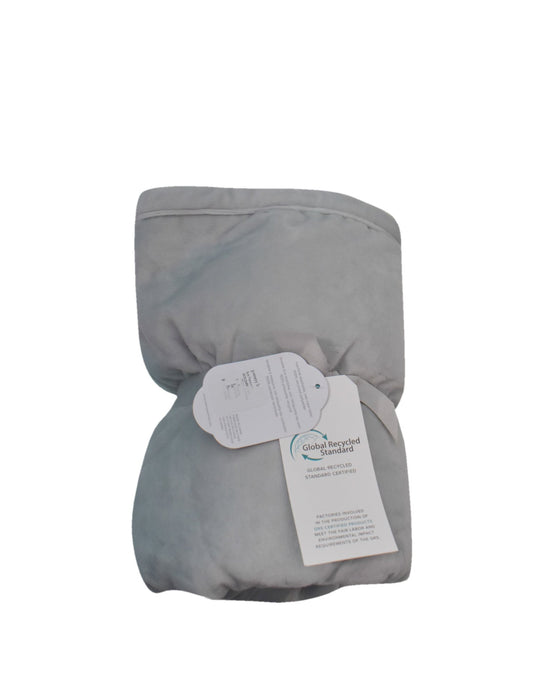 A Blue Blankets from Pottery Barn in size O/S for neutral. (Front View)