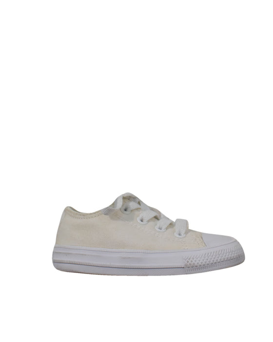 A White Sneakers from Converse in size 12-18M for neutral. (Front View)
