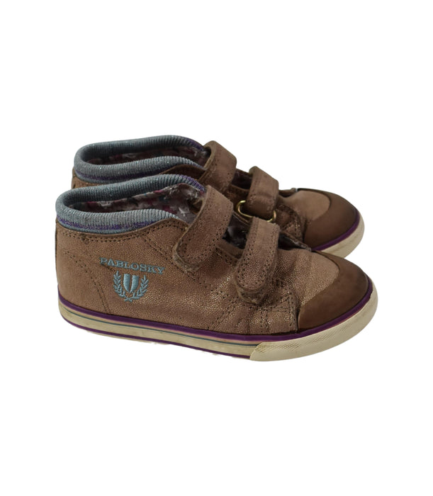 A Blue Sneakers from Pablosky in size 4T for girl. (Back View)