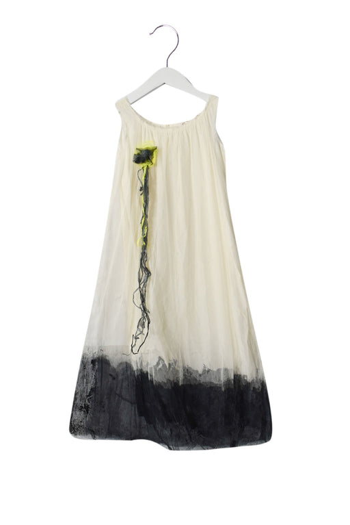 A White Sleeveless Dresses from Bonpoint in size 4T for girl. (Front View)