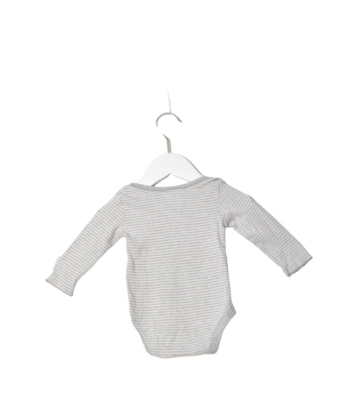 A Grey Long Sleeve Bodysuits from Boden in size 3-6M for neutral. (Front View)