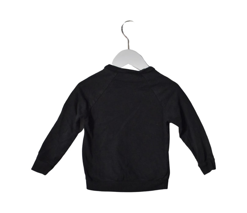 A Black Crewneck Sweatshirts from Atsuyo et Akiko in size 2T for neutral. (Front View)