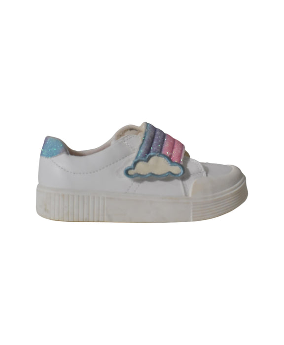 A White Sneakers from Tucker & Tate in size 5T for girl. (Back View)