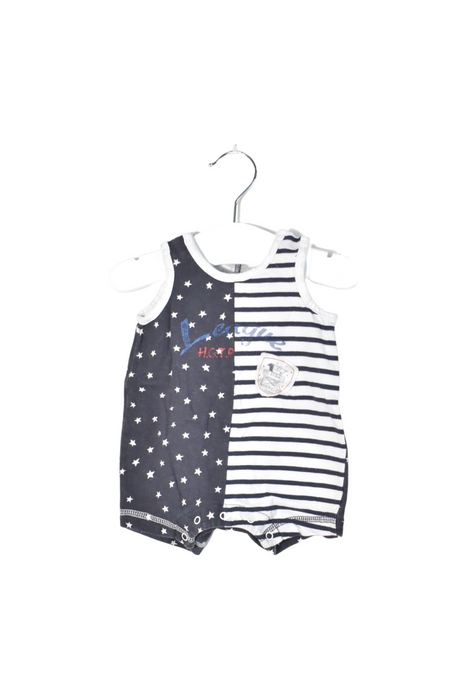 A White Sleeveless Rompers from 3Pommes in size 0-3M for boy. (Front View)