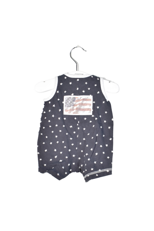 A White Sleeveless Rompers from 3Pommes in size 0-3M for boy. (Front View)