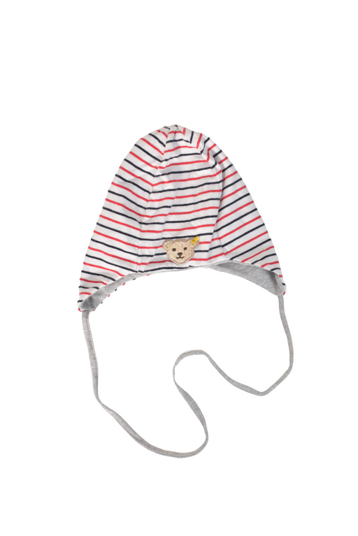 A Black Beanies from Steiff in size O/S for neutral. (Front View)