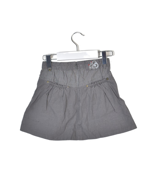 A Grey Short Skirts from DPAM in size 3T for girl. (Front View)