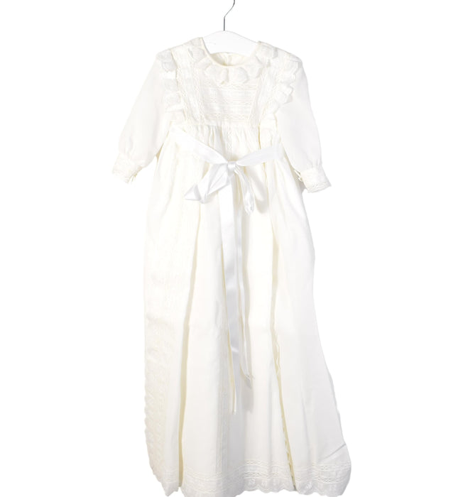 A White Dress Sets from La Chatelaine in size Newborn for girl. 