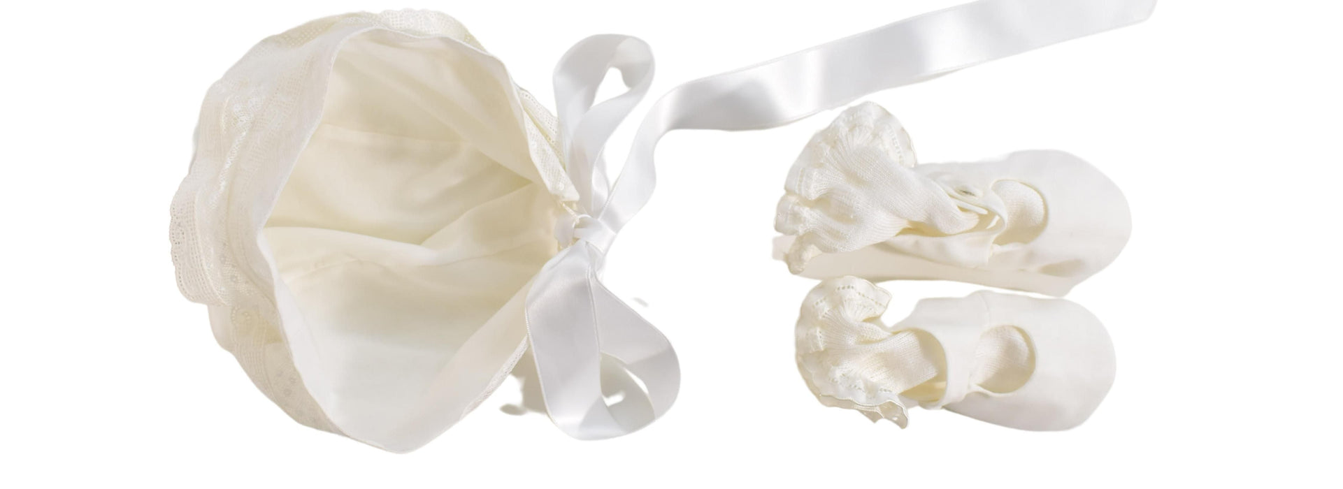A White Dress Sets from La Chatelaine in size Newborn for girl. (Front View)