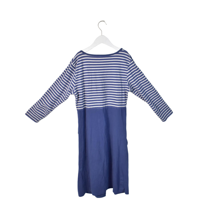 A Multicolour Long Sleeve Dresses from Spring in size L for maternity. (Back View)