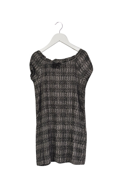 A Grey Short Sleeve Dresses from Bonpoint in size 6T for girl. (Back View)