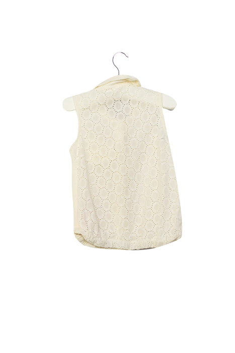 A White Sleeveless Tops from Nicholas & Bears in size 2T for girl. (Front View)