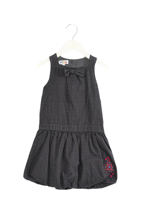 A Grey Sleeveless Dresses from La Compagnie des Petits in size 3T for girl. (Front View)