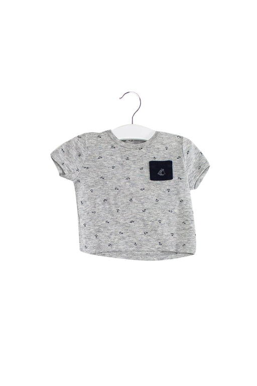 A Grey Short Sleeve T Shirts from Petit Bateau in size 3-6M for boy. (Front View)