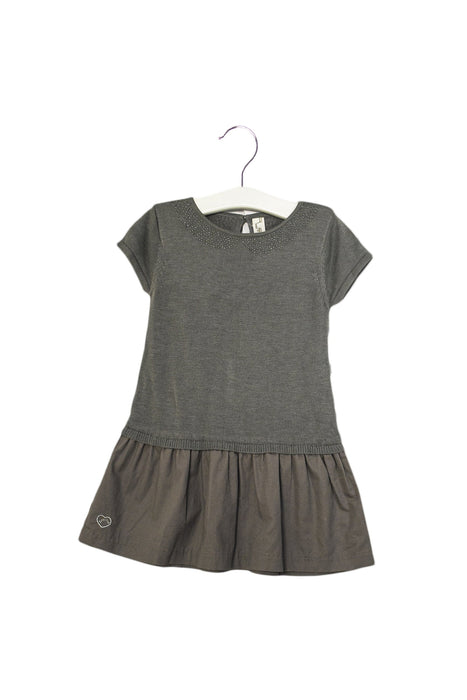 A Grey Short Sleeve Dresses from Château de Sable in size 12-18M for girl. (Front View)