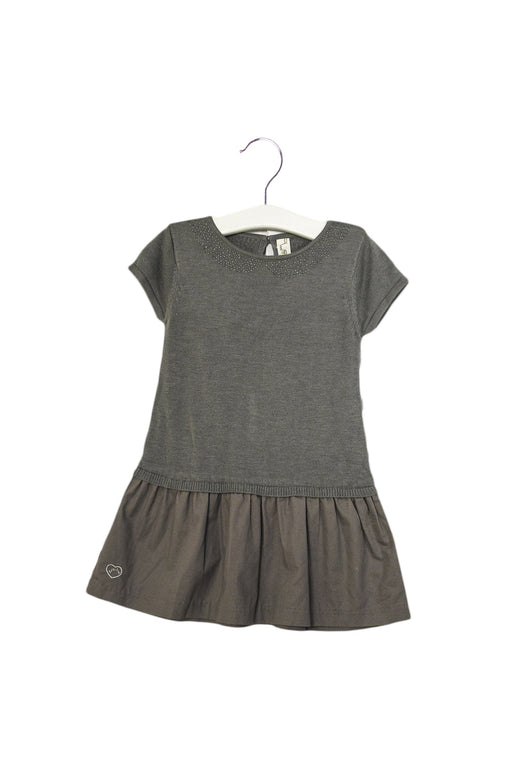 A Grey Short Sleeve Dresses from Château de Sable in size 12-18M for girl. (Front View)