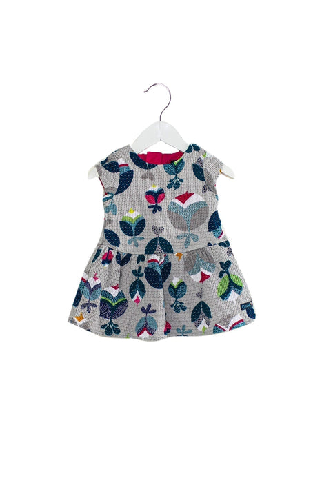 A Grey Short Sleeve Dresses from Catimini in size 12-18M for girl. (Front View)