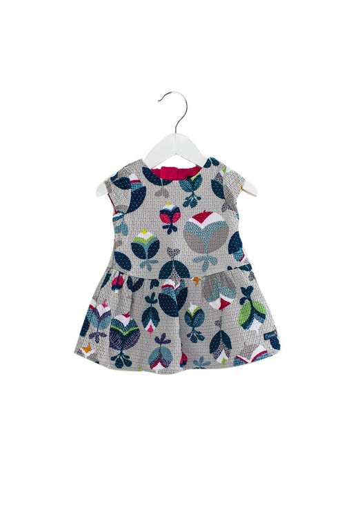 A Grey Short Sleeve Dresses from Catimini in size 12-18M for girl. (Front View)