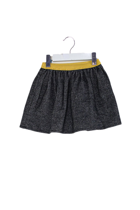 A Grey Short Skirts from Violeta E Federico in size 6T for girl. (Front View)