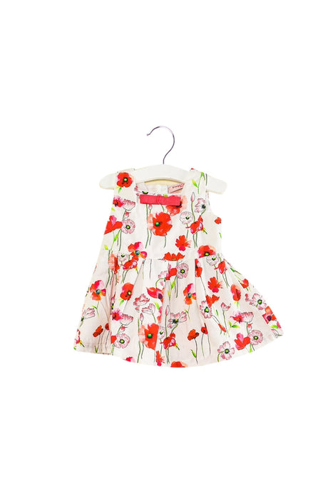 A White Sleeveless Dresses from Gingersnaps in size 3-6M for girl. (Front View)
