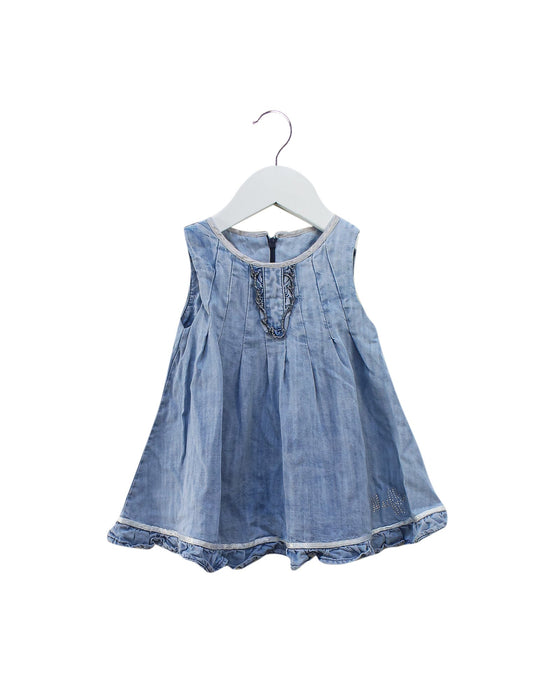 A Blue Sleeveless Dresses from Muffin & Co. in size 6-12M for girl. (Front View)