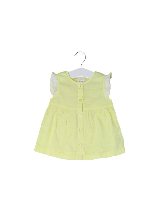 A Yellow Short Sleeve Dresses from Mamas & Papas in size 6-12M for girl. (Front View)
