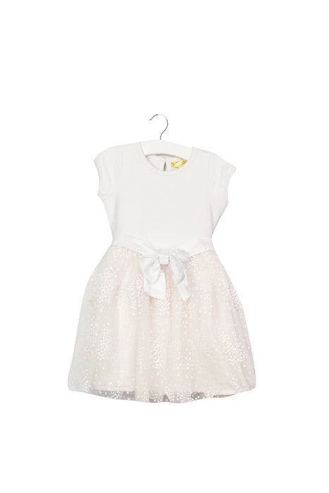 A White Short Sleeve Dresses from Bébé by Minihaha in size 12-18M for girl. (Front View)