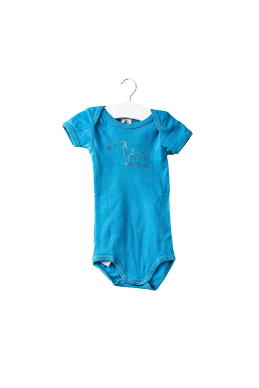 A Green Short Sleeve Bodysuits from Petit Bateau in size 3-6M for neutral. (Front View)