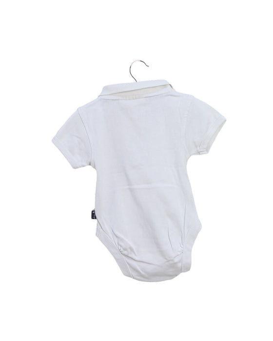 A White Short Sleeve Bodysuits from Jojo Maman Bébé in size 3-6M for boy. (Front View)