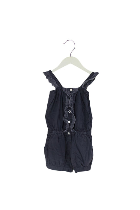 A Grey Sleeveless Rompers from Gingersnaps in size 4T for girl. (Front View)