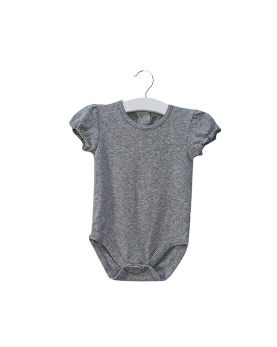 A Grey Short Sleeve Bodysuits from Paula and Baby in size 6-12M for girl. (Front View)