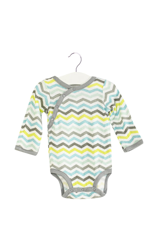 A Multicolour Long Sleeve Bodysuits from Skip Hop in size 0-3M for boy. (Front View)