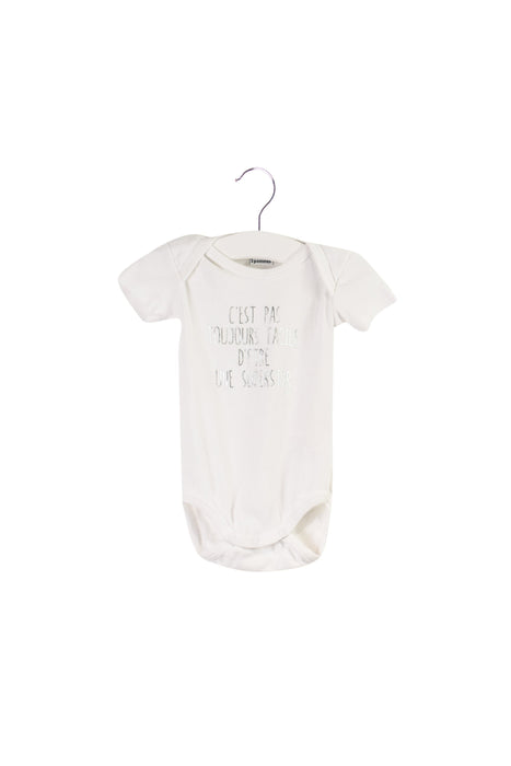 A White Short Sleeve Bodysuits from 3Pommes in size 0-3M for girl. (Front View)