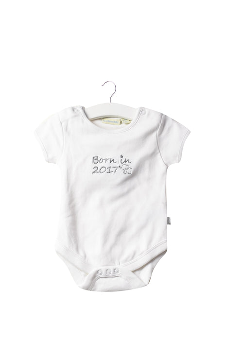 A White Short Sleeve Bodysuits from Jojo Maman Bébé in size 3-6M for neutral. (Front View)