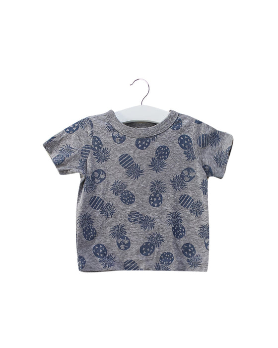 A Grey Short Sleeve T Shirts from Tucker & Tate in size 6-12M for boy. (Front View)