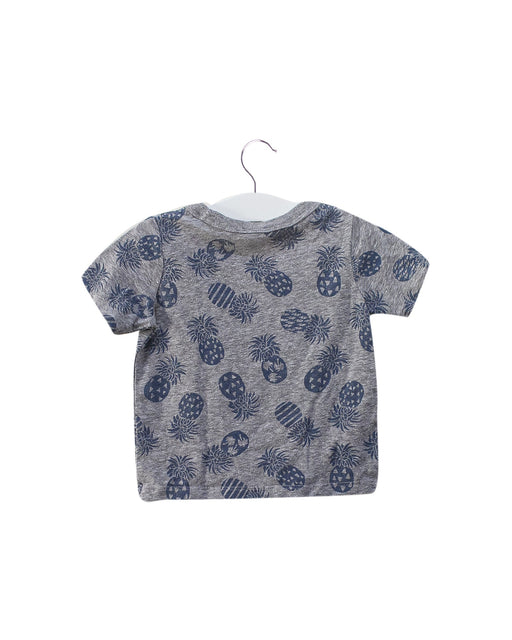 A Grey Short Sleeve T Shirts from Tucker & Tate in size 6-12M for boy. (Front View)