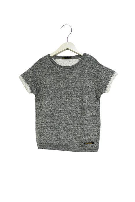 A Grey Short Sleeve Tops from Finger in the Nose in size 12Y for girl. (Front View)