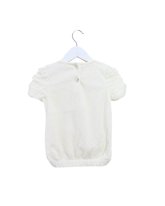 A Ivory Short Sleeve Tops from Nicholas & Bears in size 2T for girl. (Front View)