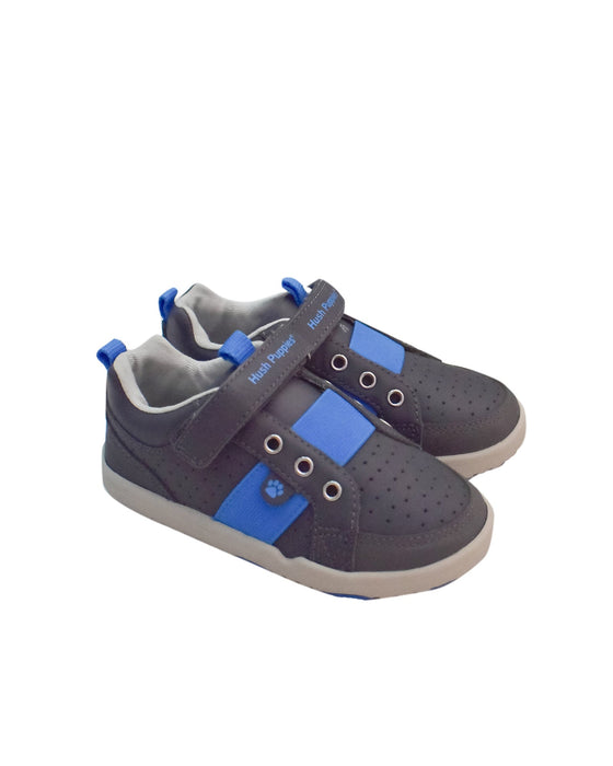 A Blue Sneakers from Hush Puppies in size EU26 for boy. (Back View)