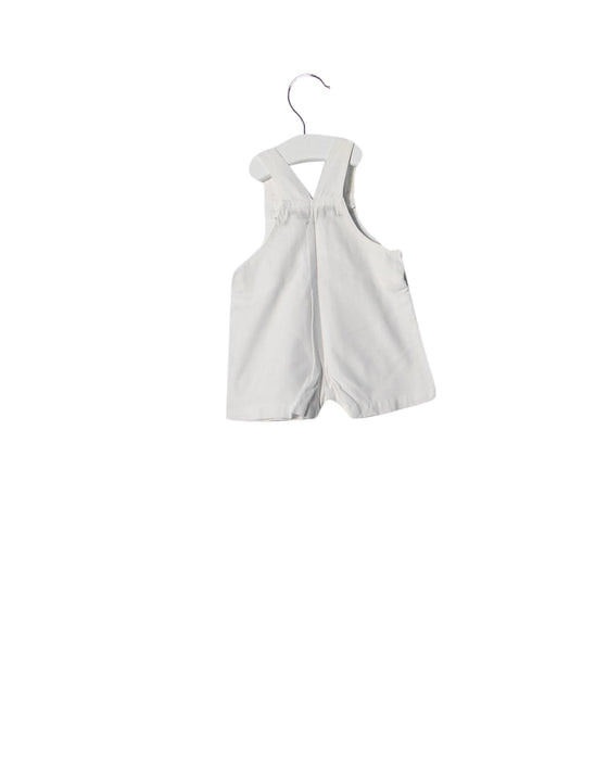 A White Overall Shorts from Chateau de Sable in size 0-3M for neutral. (Back View)