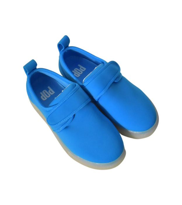 A Blue Sneakers from My Pop Shoes in size 6T for boy. (Back View)