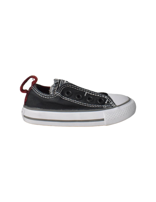 A Black Sneakers from Converse in size 12-18M for neutral. (Front View)